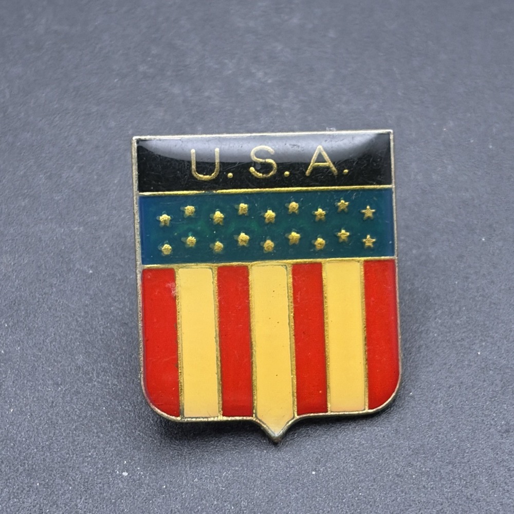 USA United States Of America Flag Shield‎ Crest Lapel Hat Pin